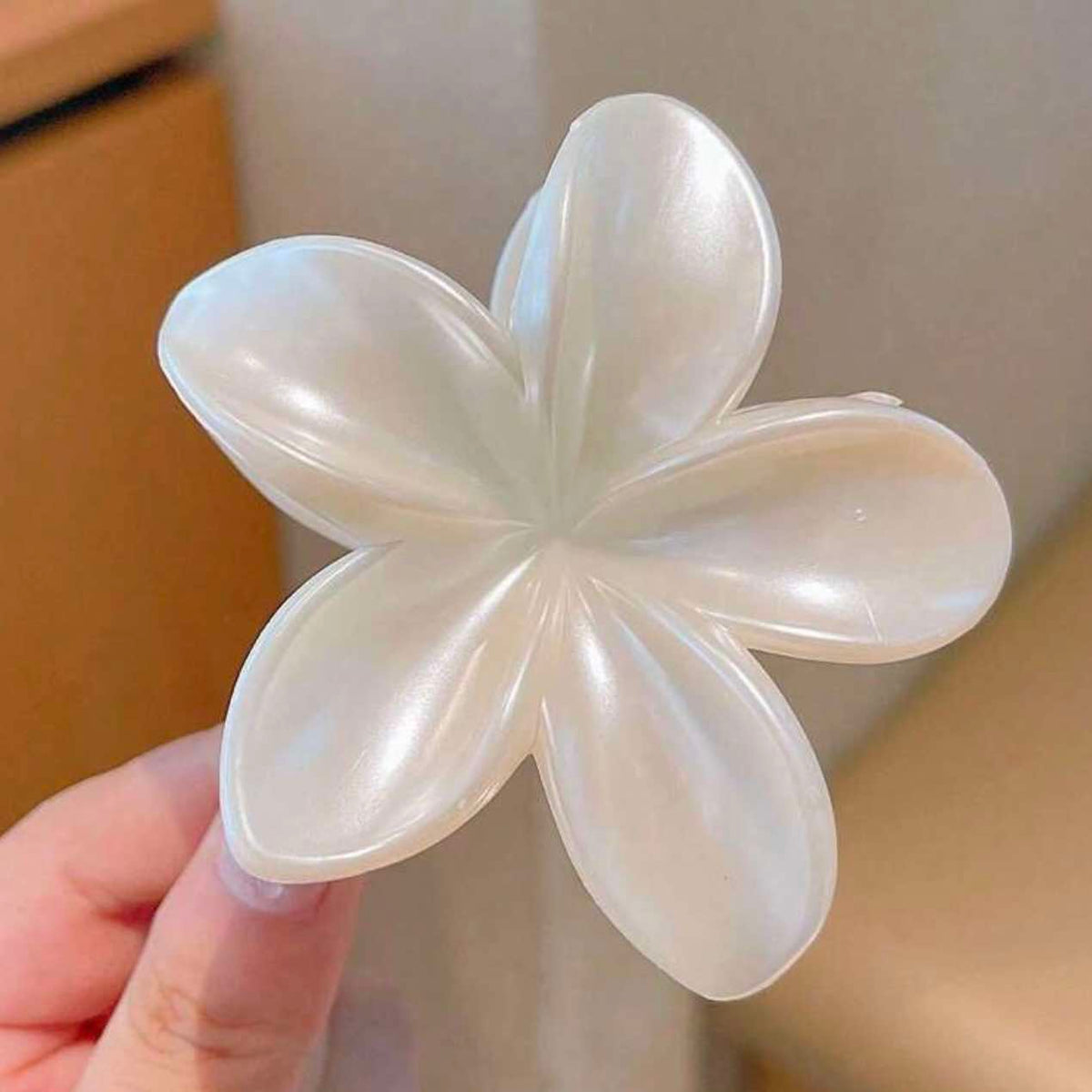 Lotus Claw Clip