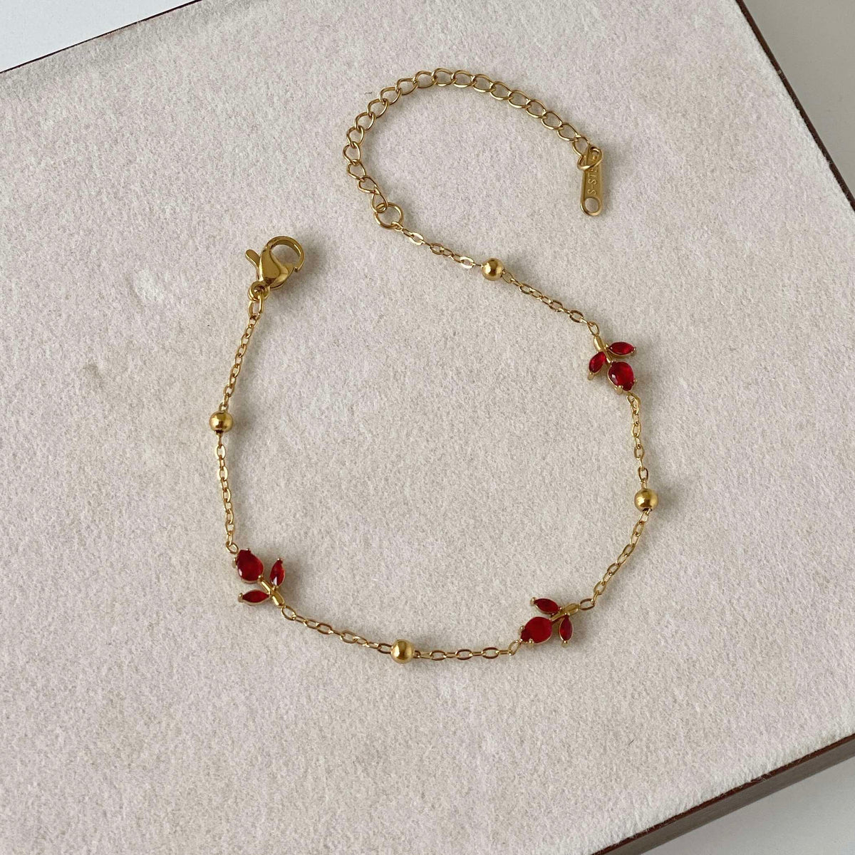 Scarlet Tulip Bracelet
