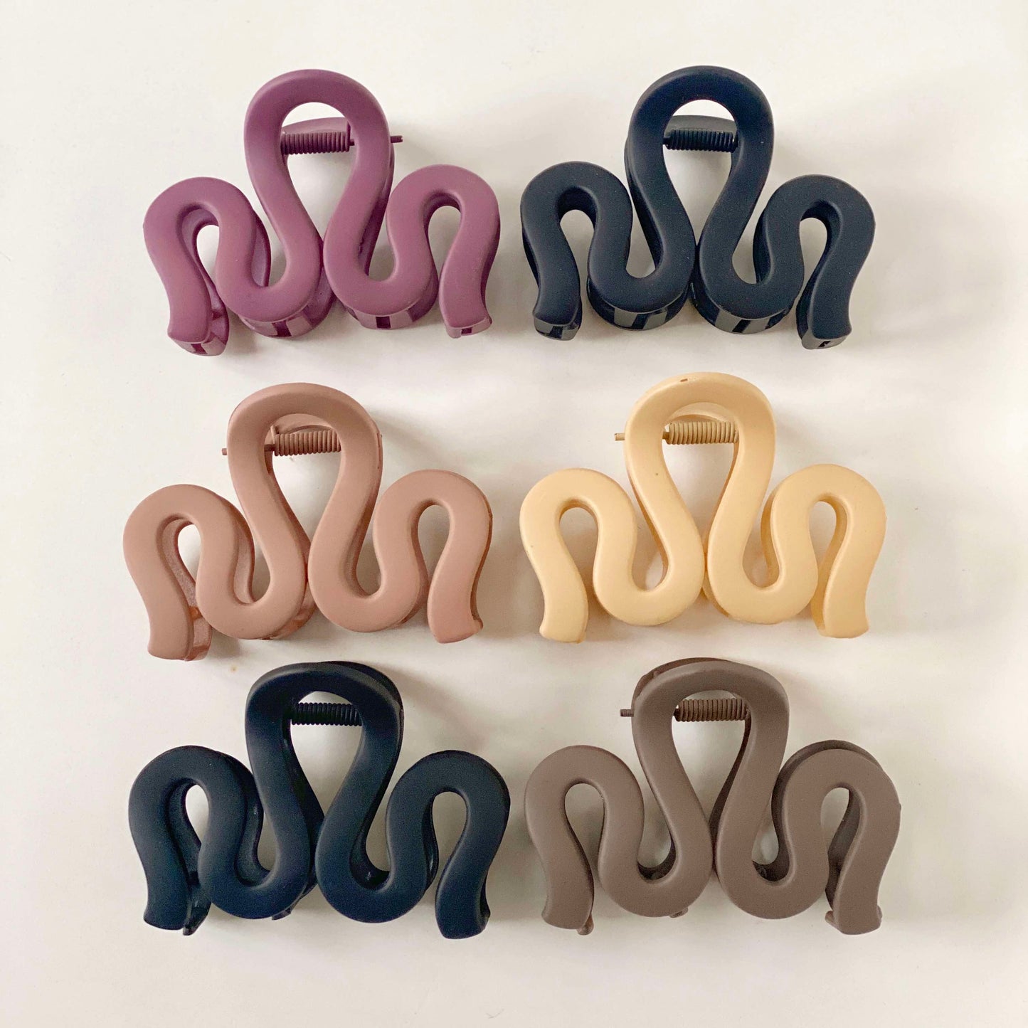 Matte Claw Clip