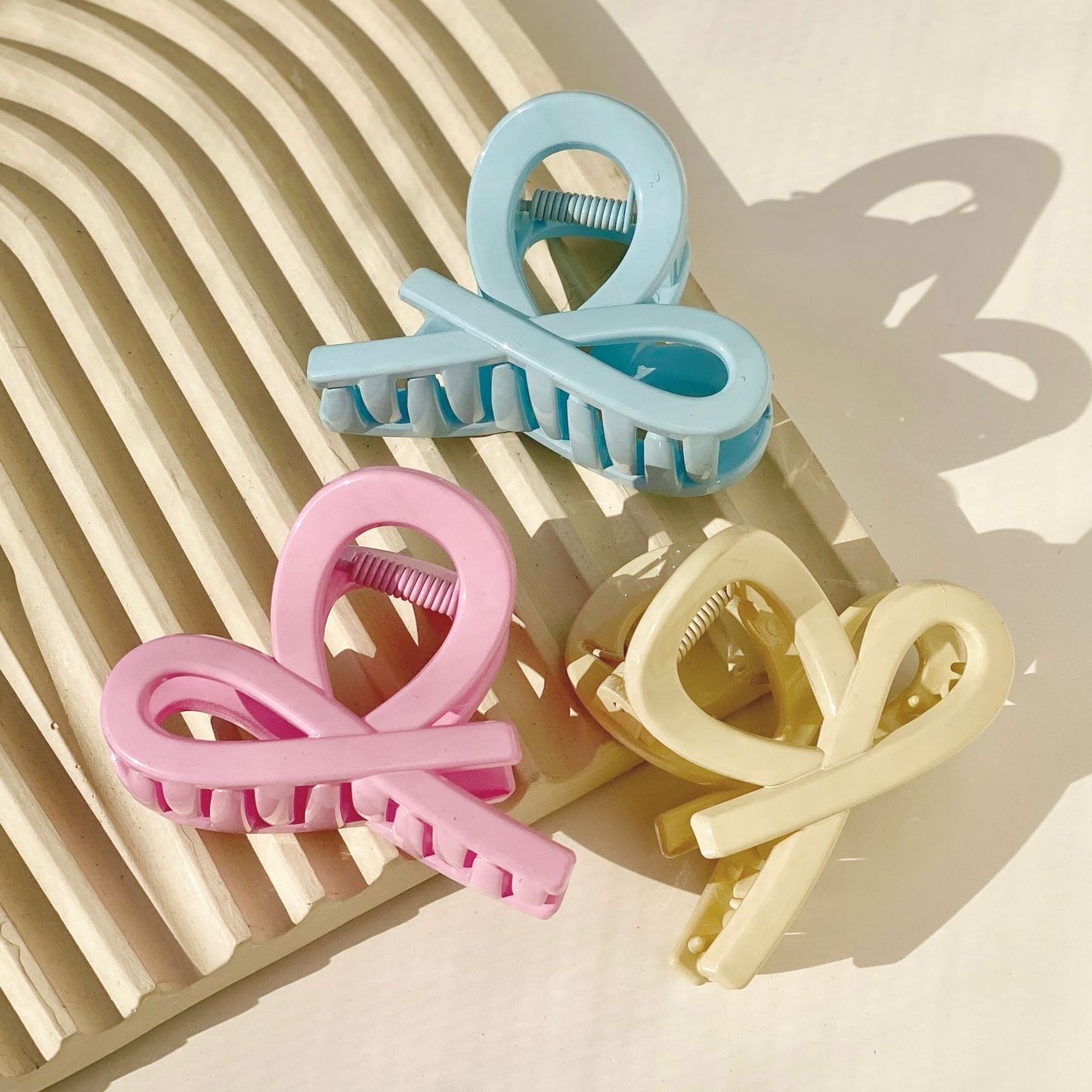 Gloss Claw Clip