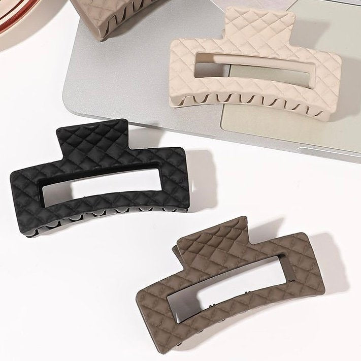 Neutral Texture Claw