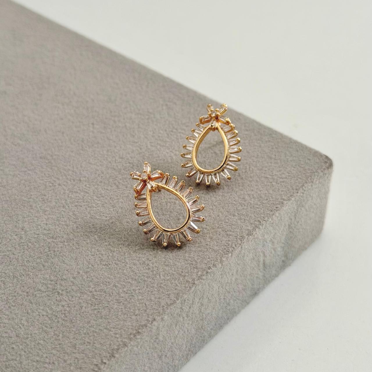 Diah Diamond Studs