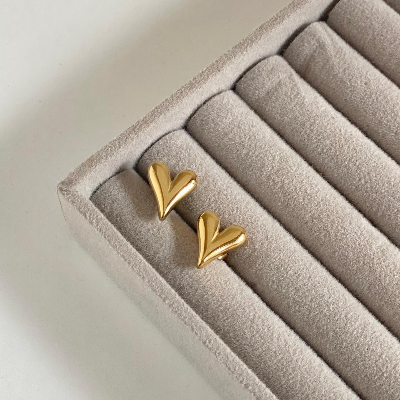 Love Core Studs