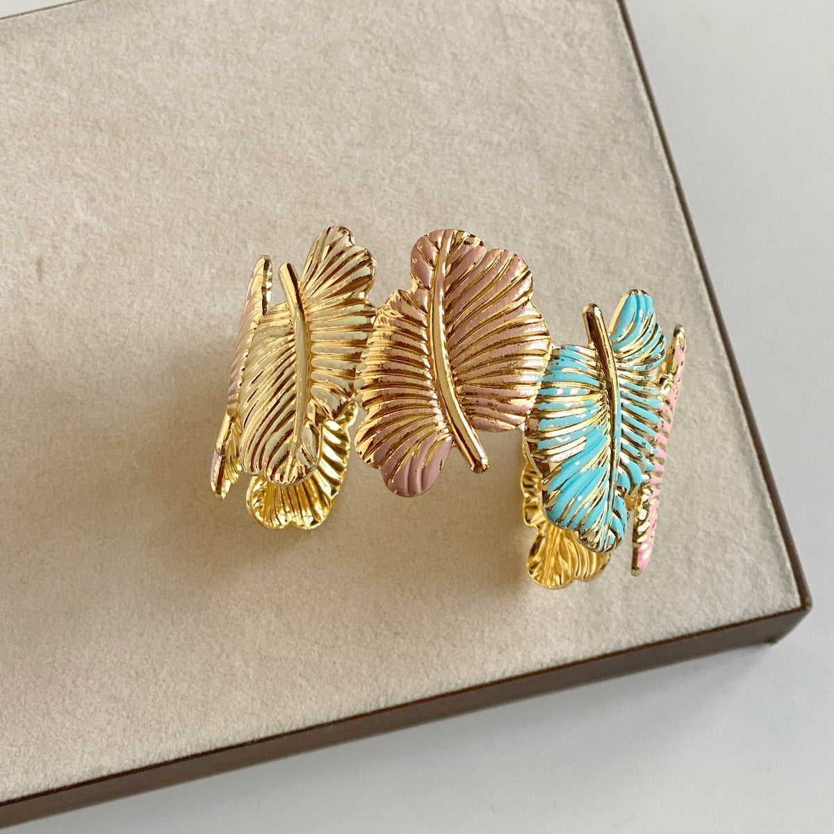 Havana Leaf Cuff