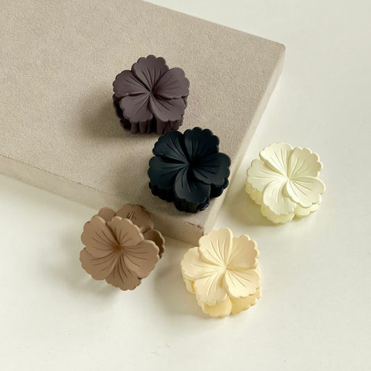 Flower Claw Clip