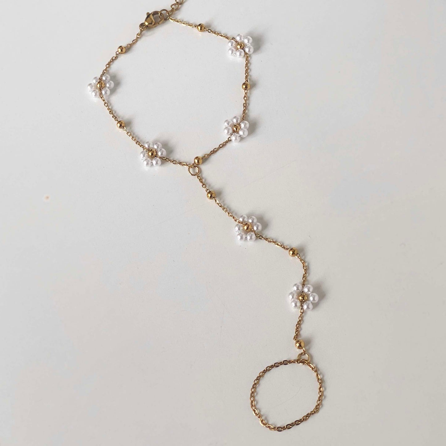 Pearly Flower Hand Chain