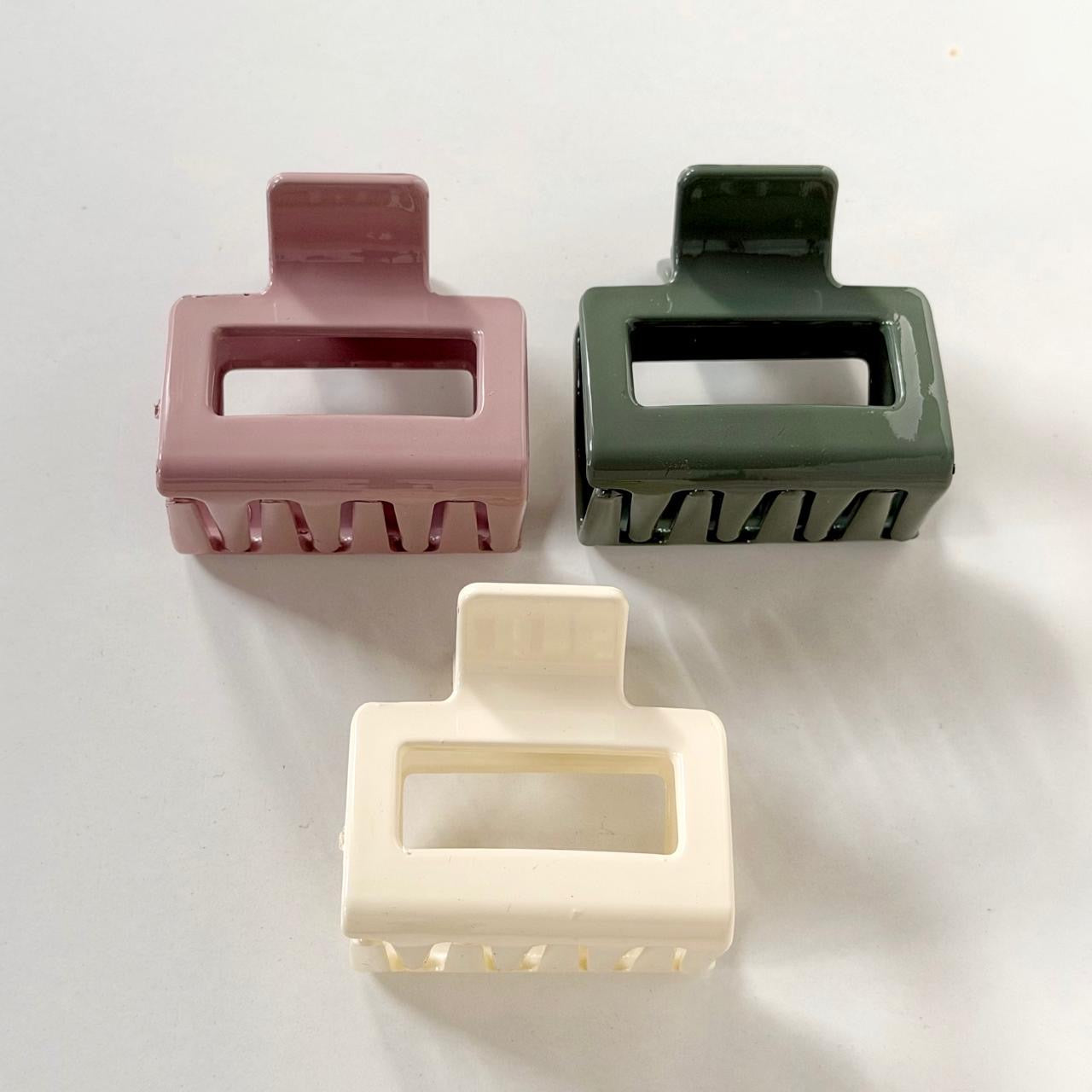 Basic Gloss Claw Clip