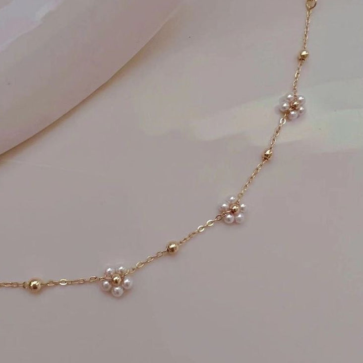 Pearly Flower Bracelet