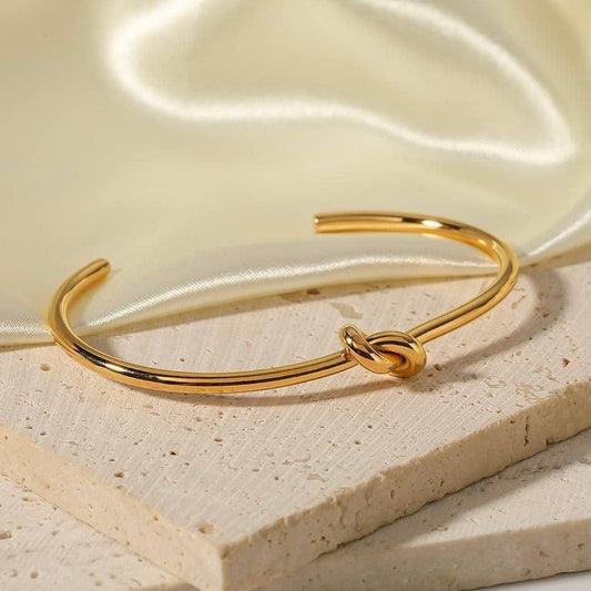 Knot Cuff