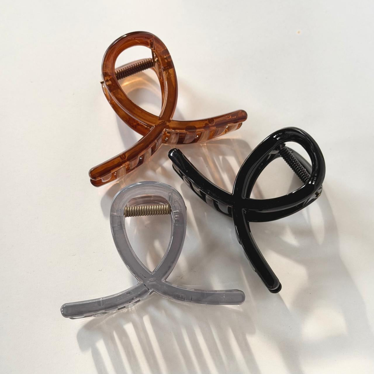 Gloss Cross Clip