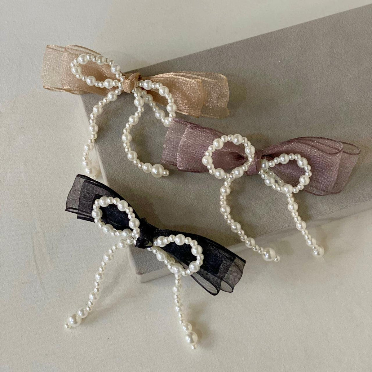 Lily Pearl Bow