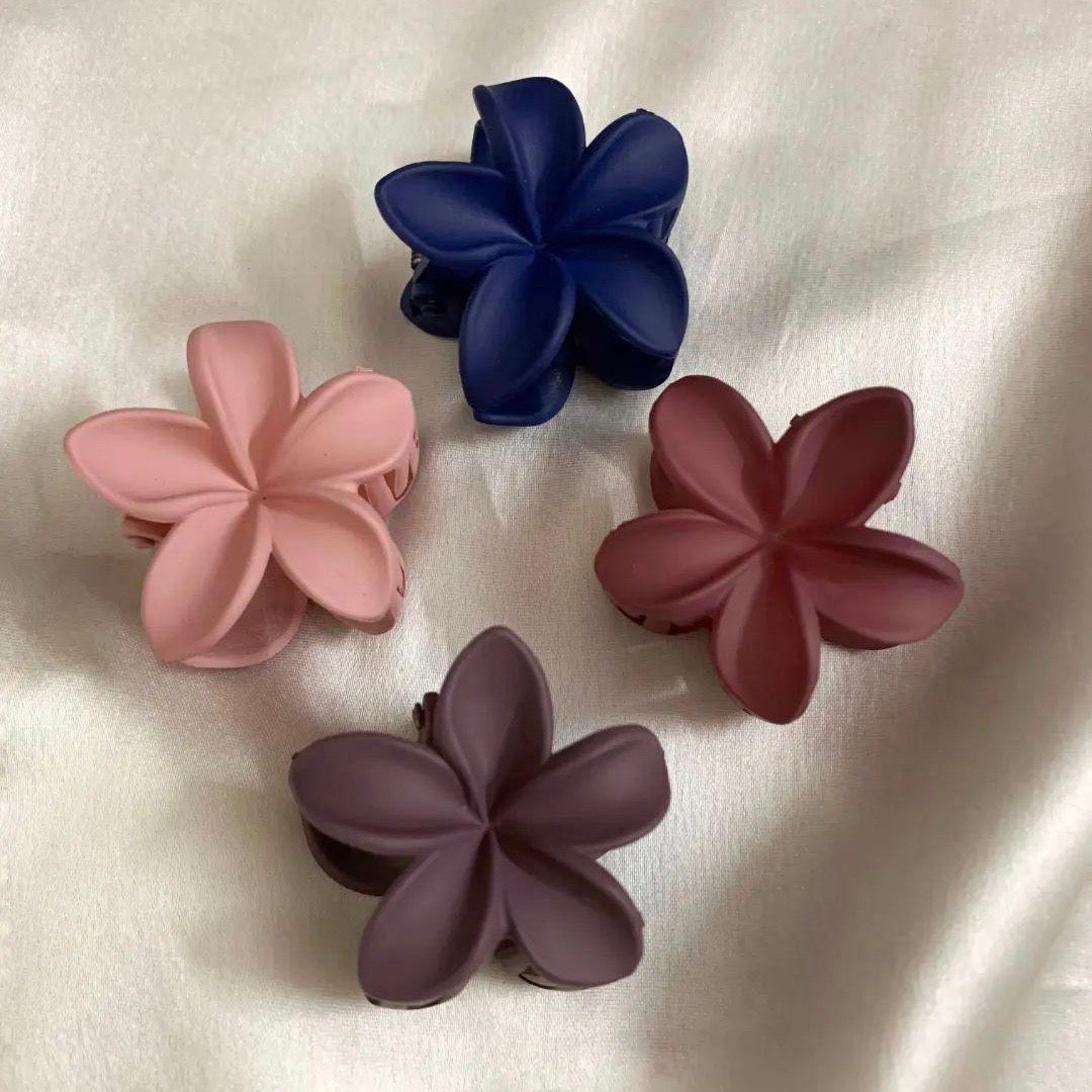 Lotus Claw Clip