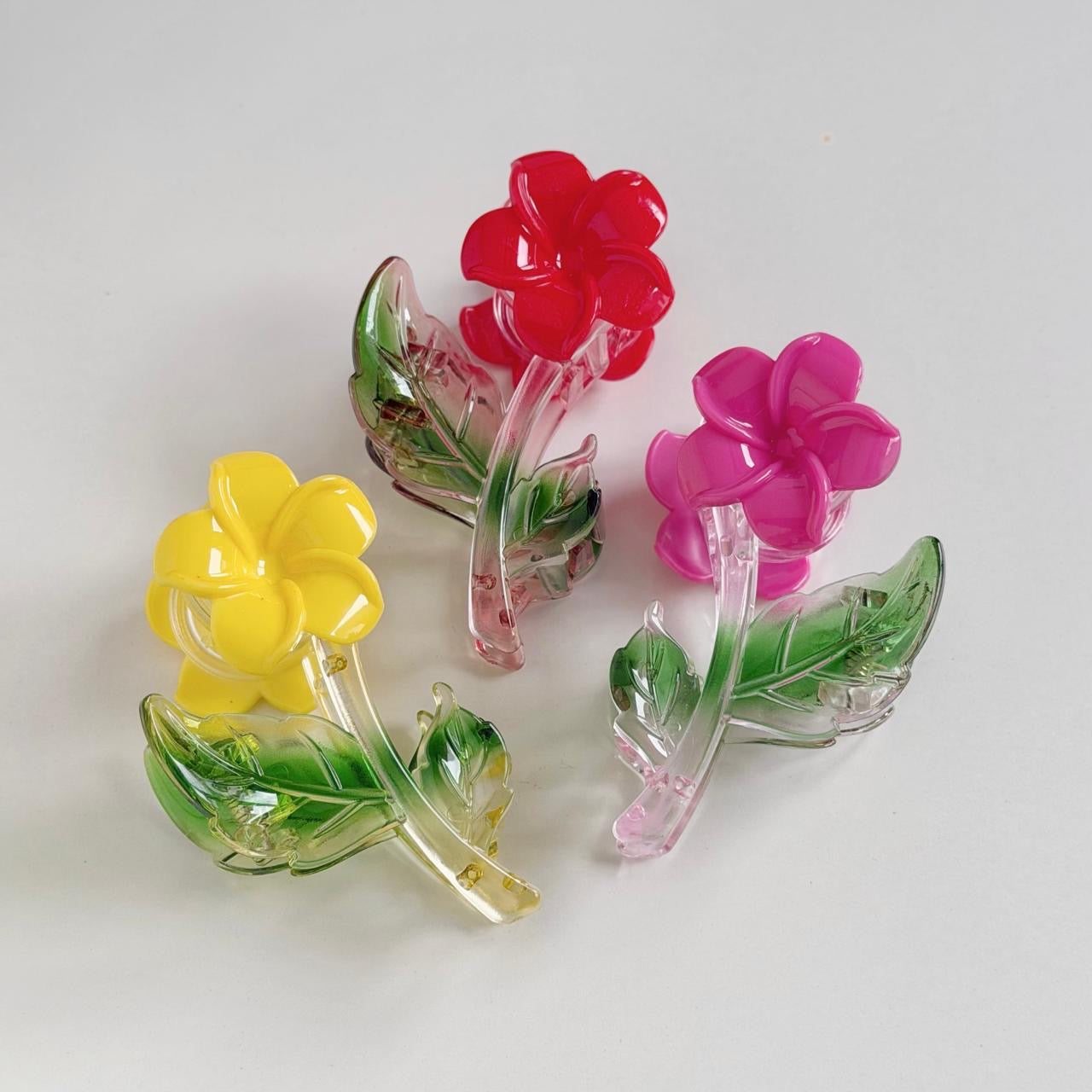 Flora Claw Clip