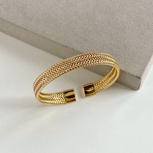 Gold Meesh Cuff