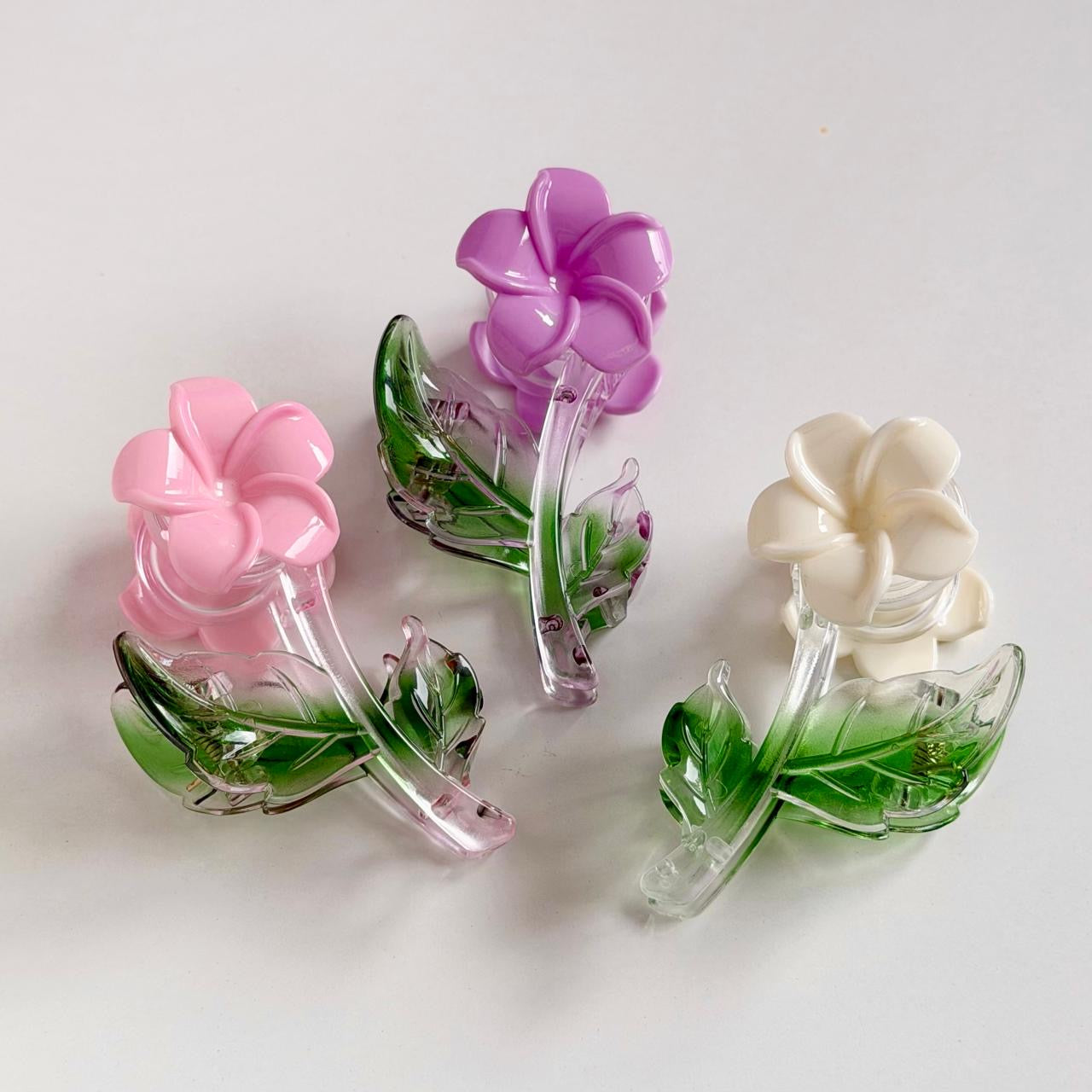 Flora Claw Clip
