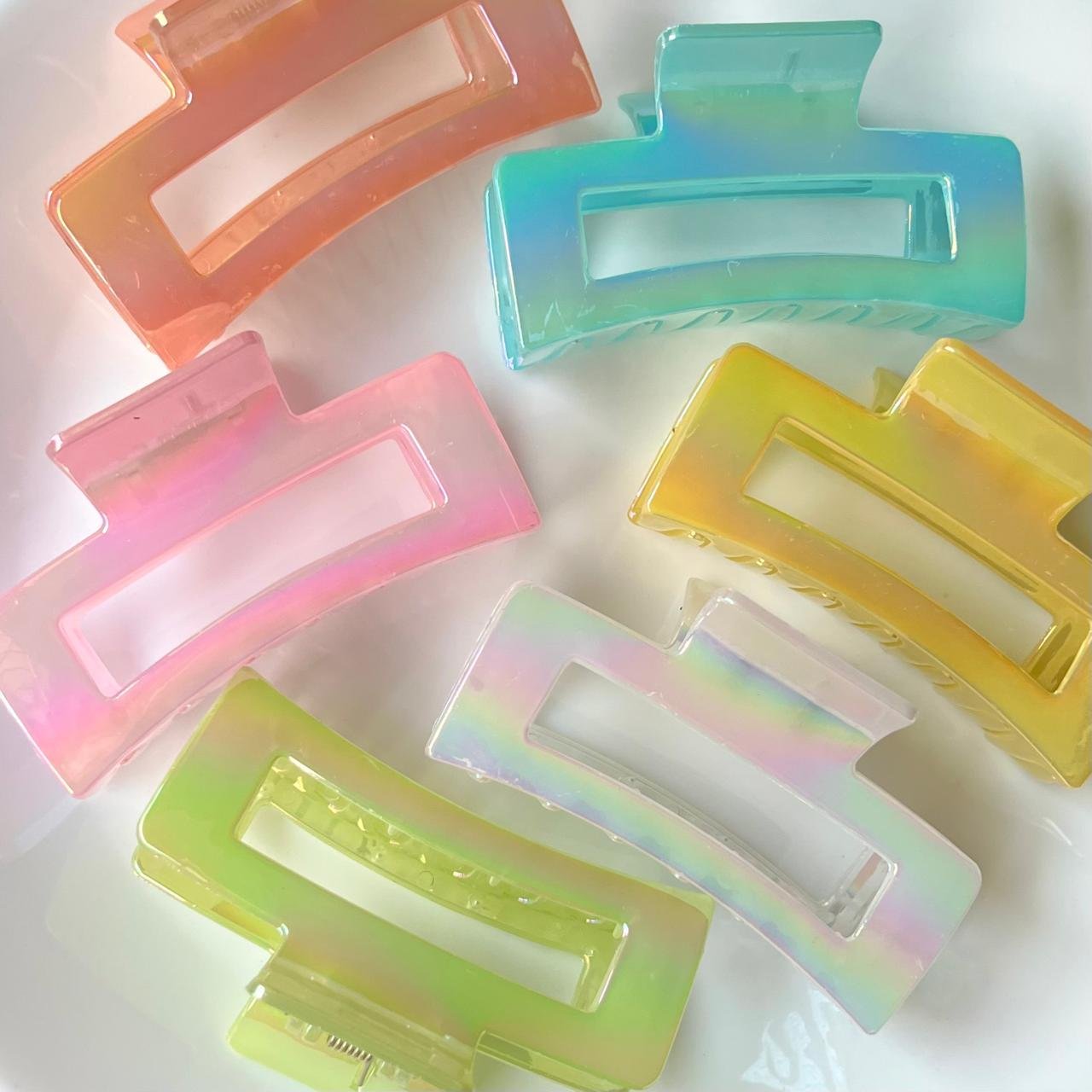 Holographic Hair Claw