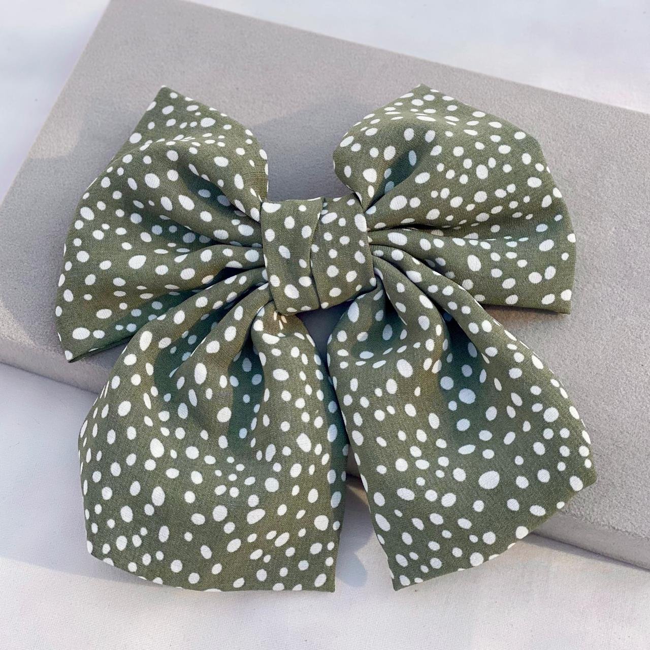 Mint to Be Bow