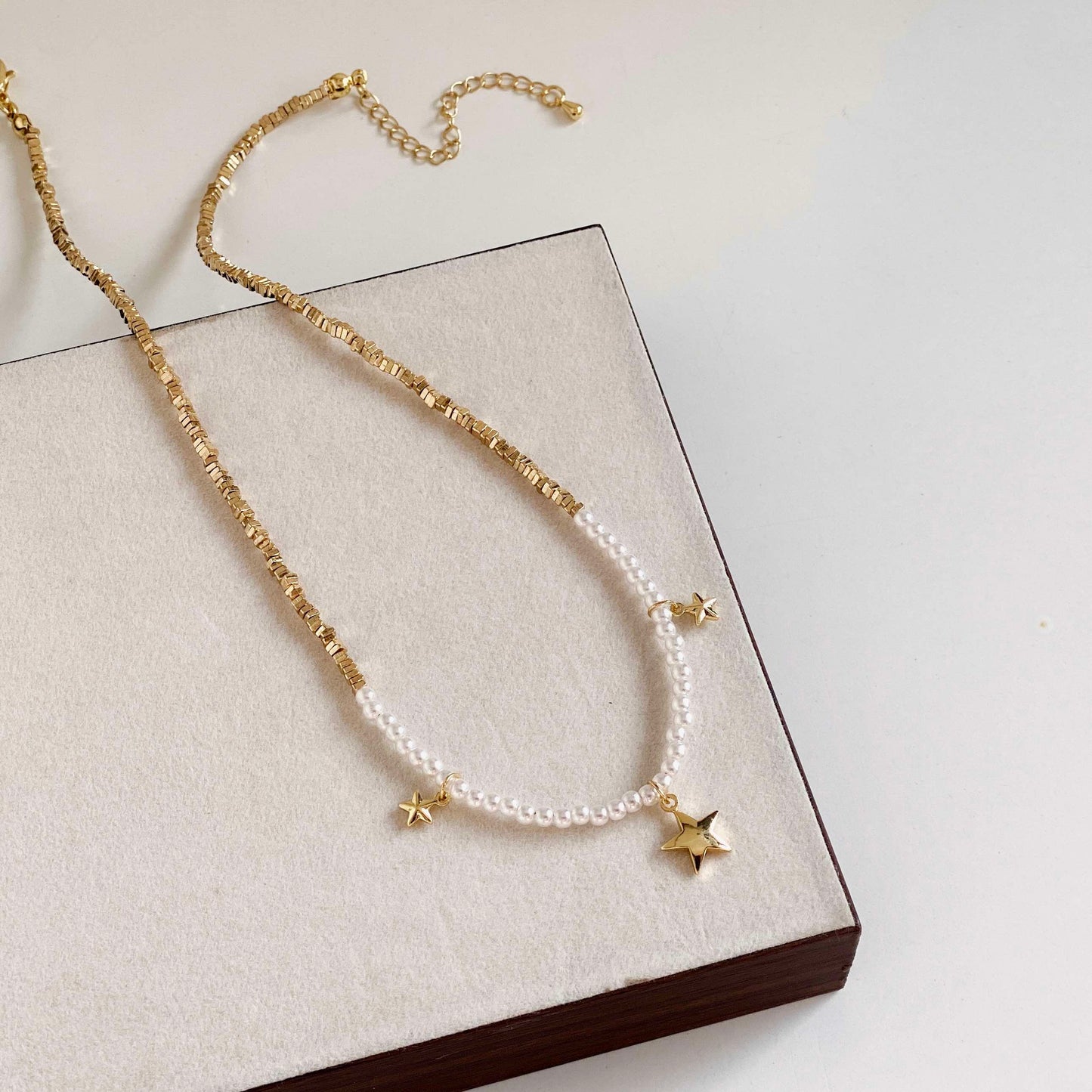 Starry Pearl Necklace