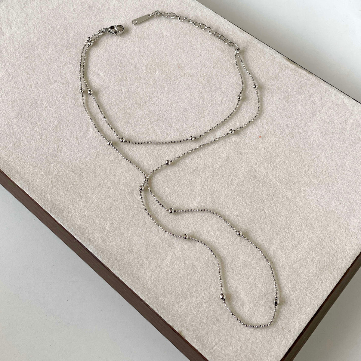 Adore Hand Chain