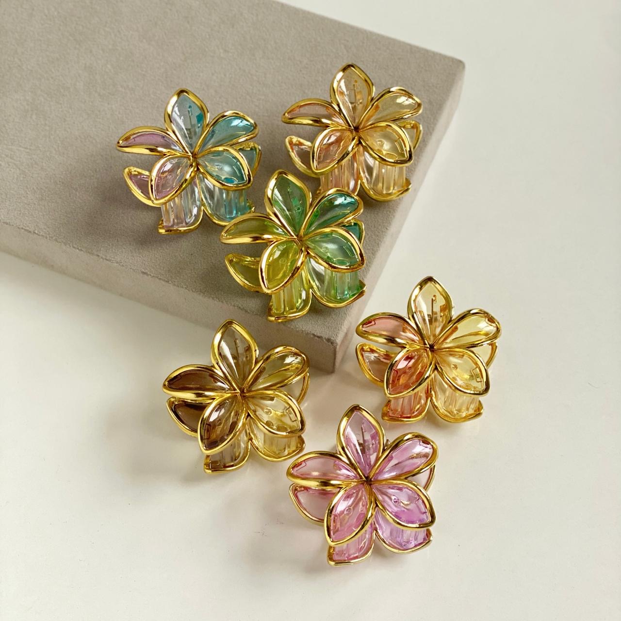 Lotus Claw Clip