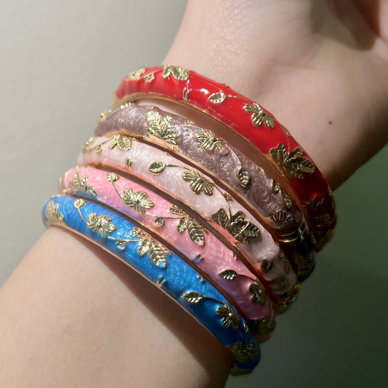 Dream Girl Bangle (1 pc)