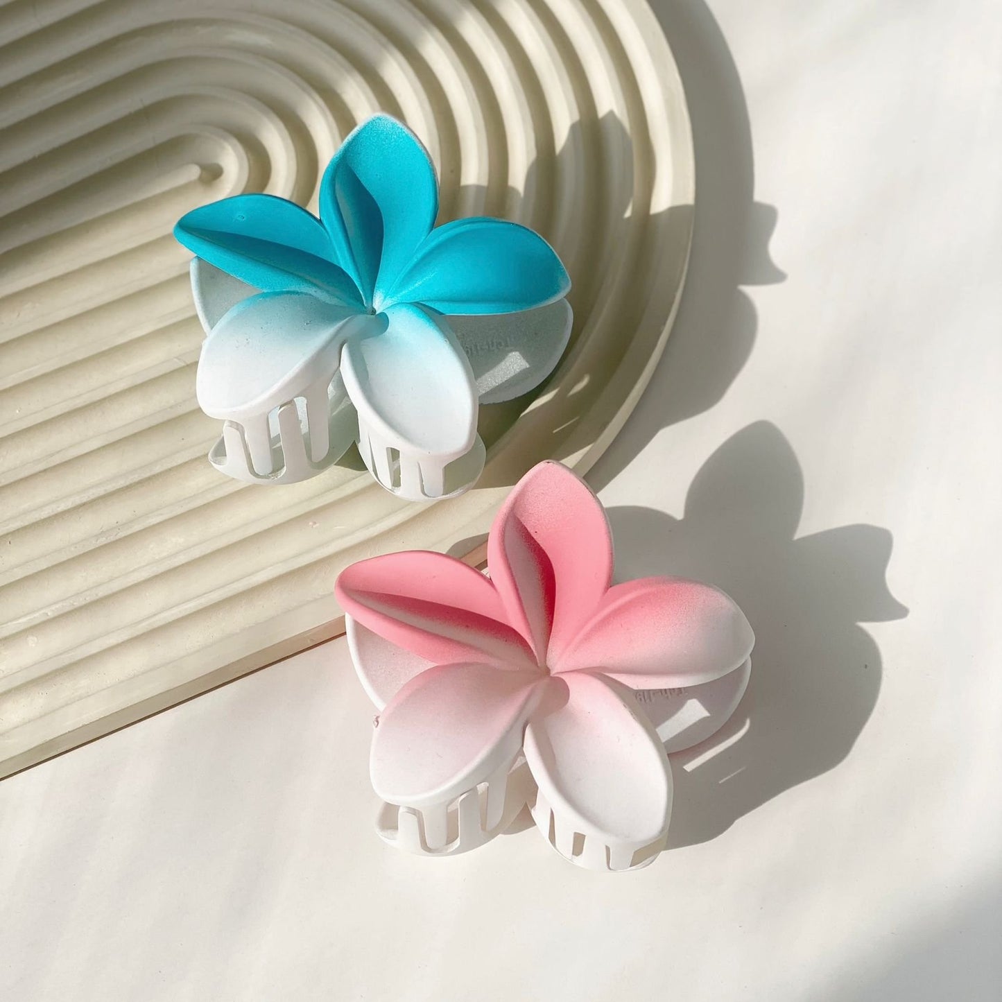 Lotus Claw Clip