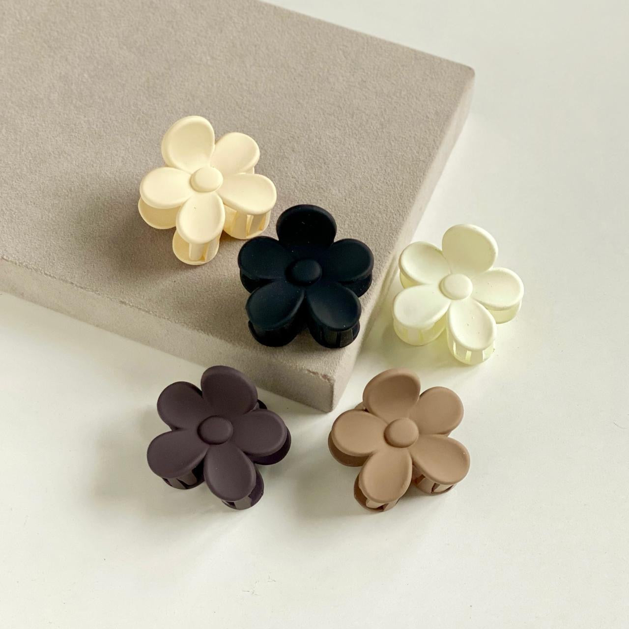 Flower Claw Clip