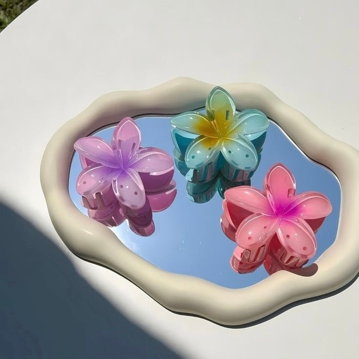 Lotus Claw Clip