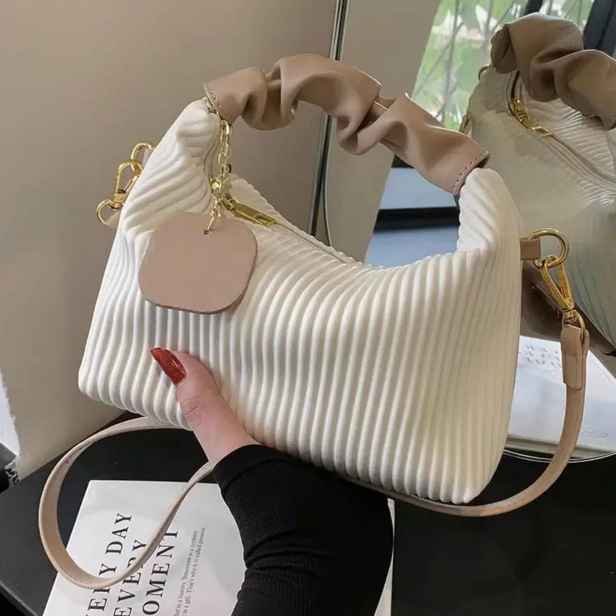 Juno Cloud Shoulder Bag