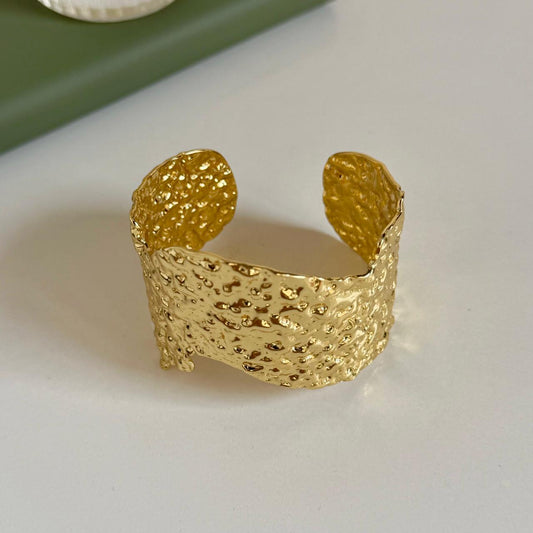 Goldly Cuff
