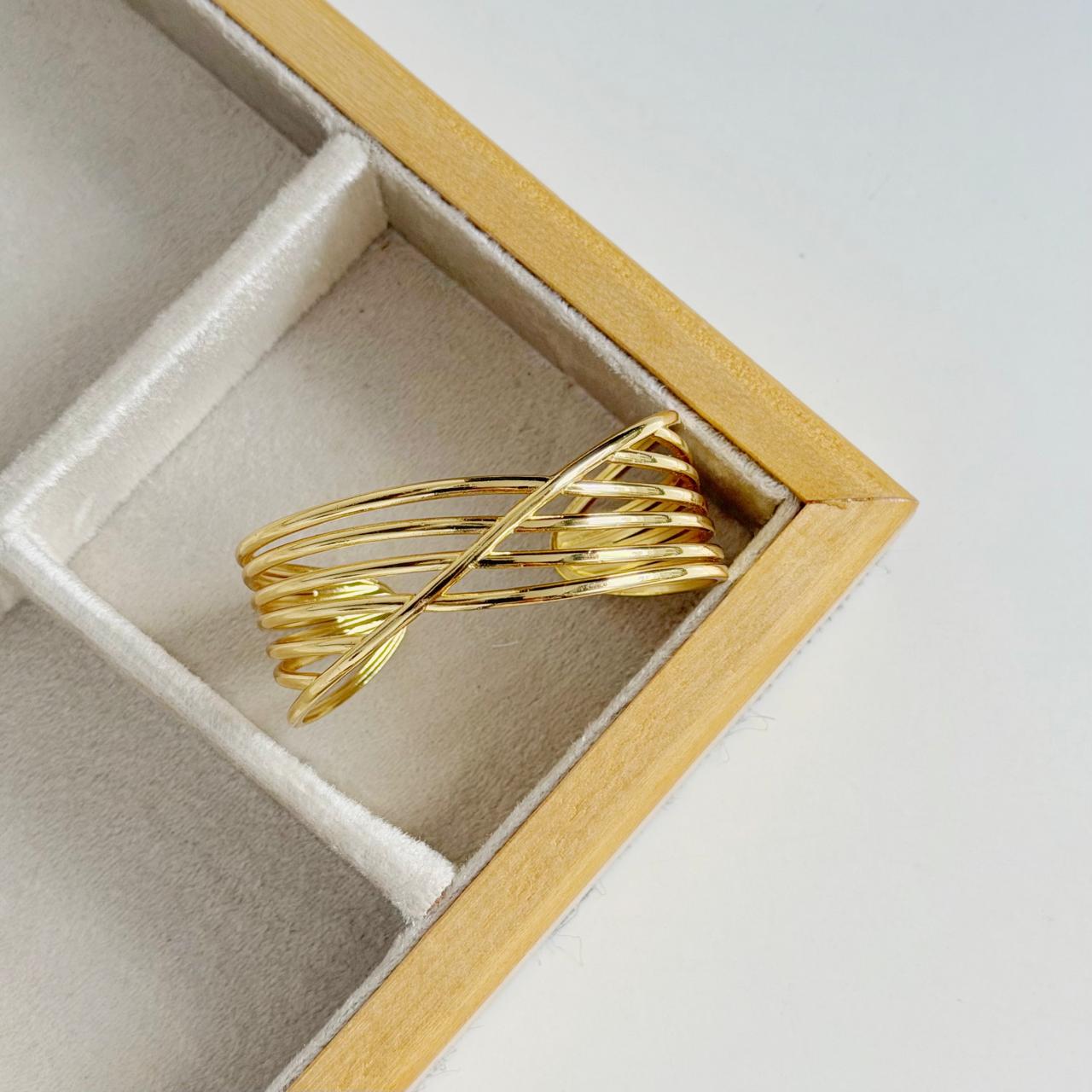 Ivy Cuff