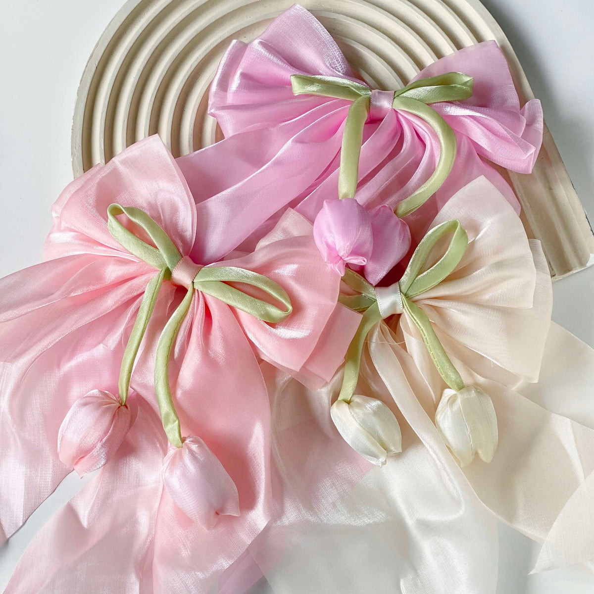 Tulip Bow Tail