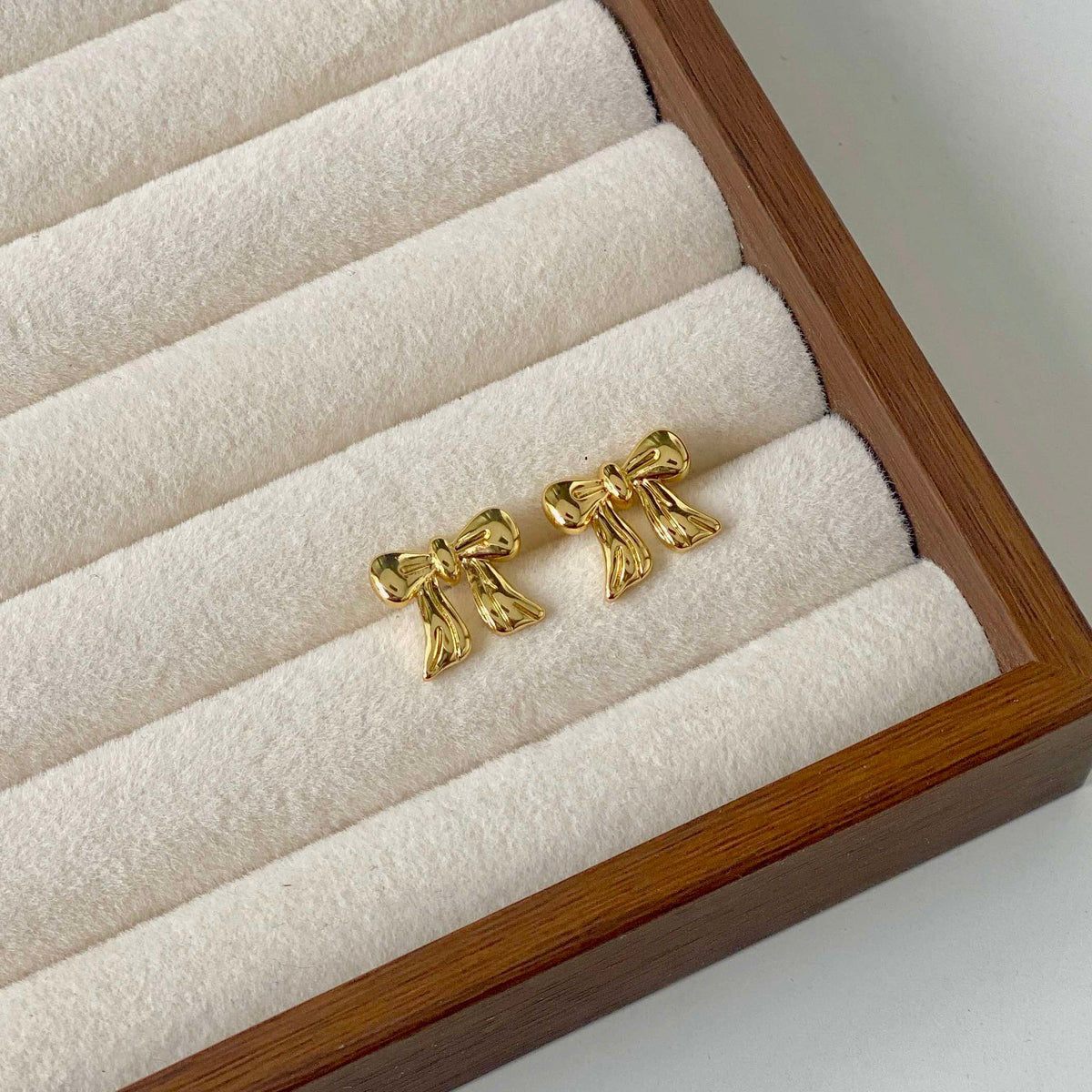 Clara Bow Studs
