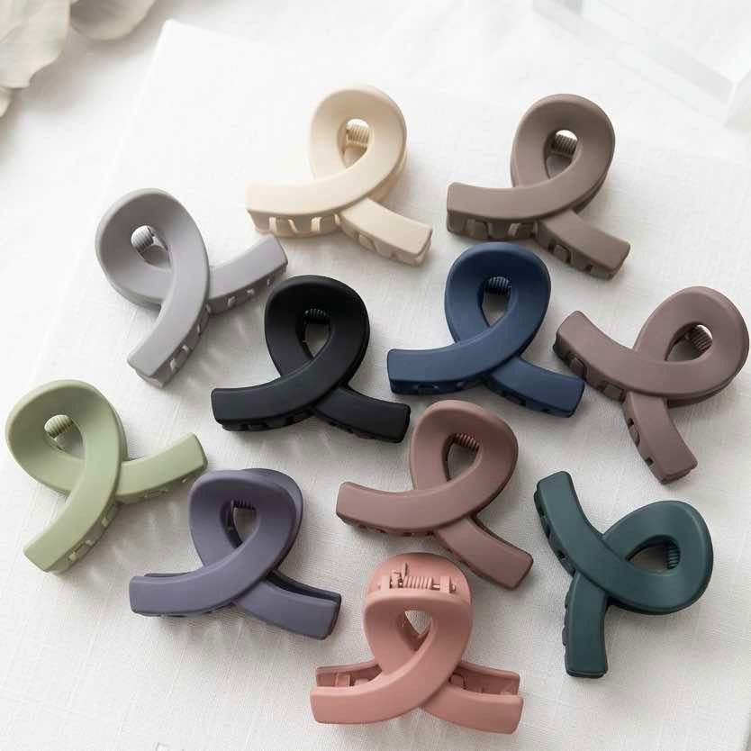 Cross Matte Clip