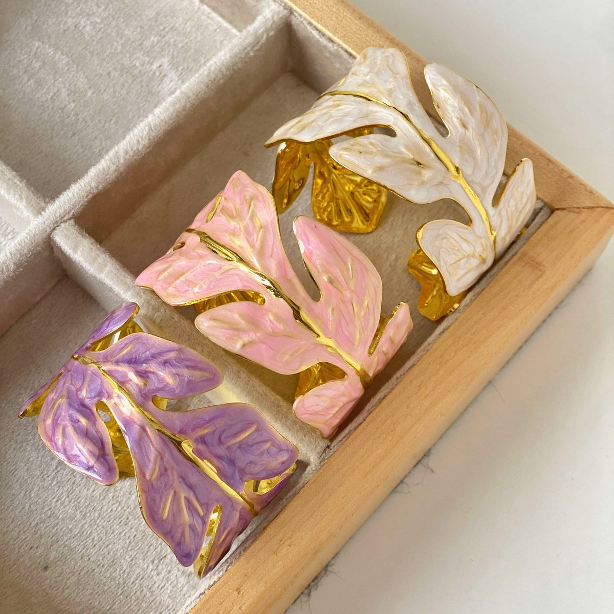 Glided Leaf Cuff