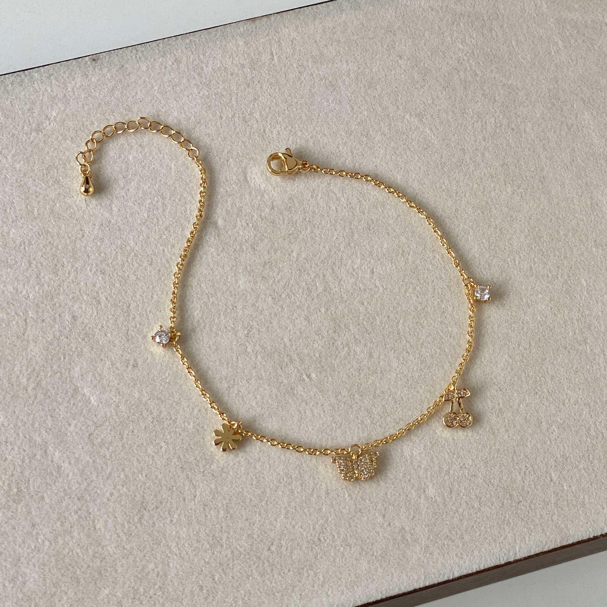 Luxe Glitzy Charm Bracelet