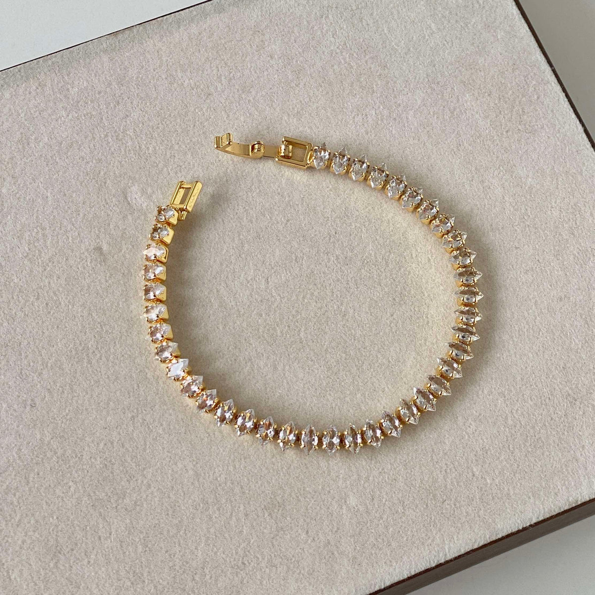 Victoria Tennis Bracelet