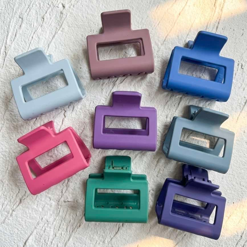 Basic Matte Claw Clip