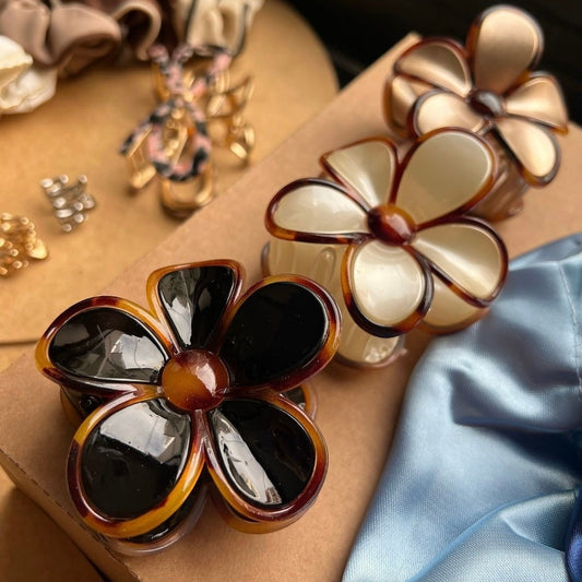 Flower Claw Clip