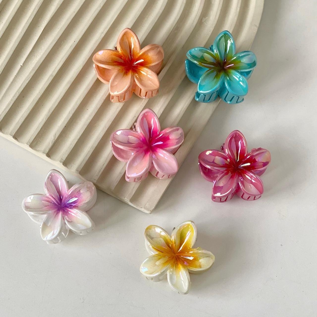 Lotus Claw Clip